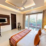 Isuites Residency