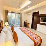 Isuites Residency