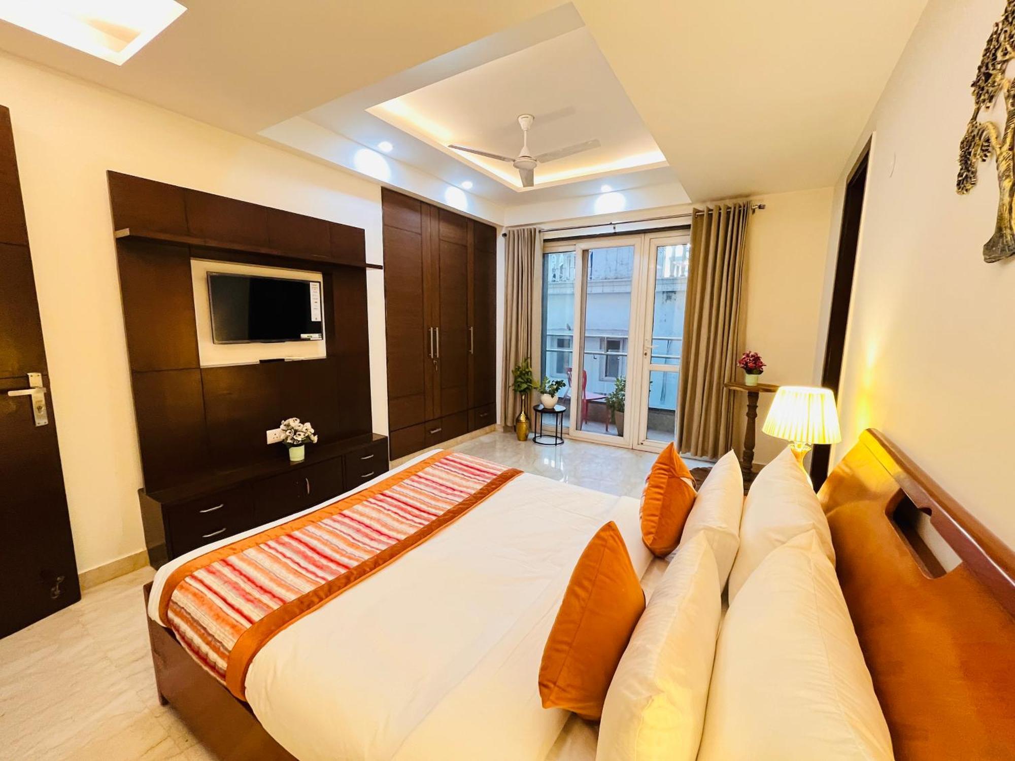 Bed & Breakfast Isuites Residency